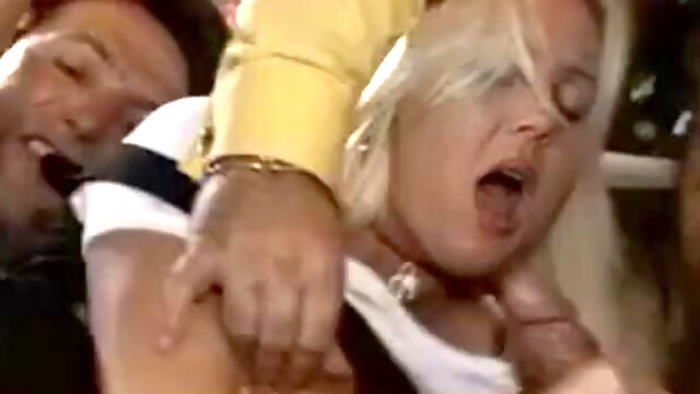 Linda Thoren fuck two guys