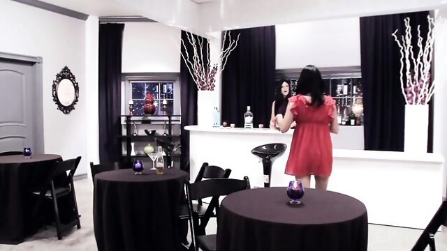 Innocent Shay Hendrixs shaved porn