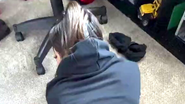 Quickie interracial doggy fuck with Booty Latina shorty and BBC