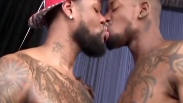 Schwul Dominant Dreier