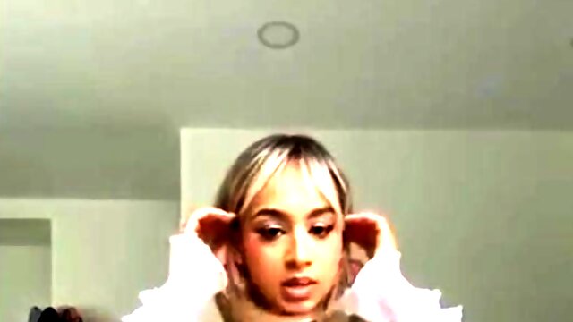 Busty exotic babe hot video