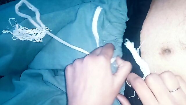 Desi Indian girlfriend gets her first taste of pleasure from her lover before marriage, serving up an amazing blowjob