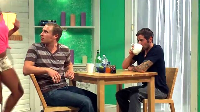 Sophia Bella has sex