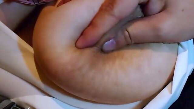 A Quiet Busty Girl Who Was Connected On SNS Is Played W