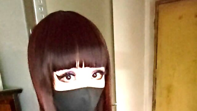 Crossdresser Pantyhose, Solo
