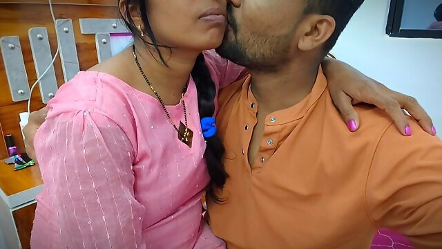 She Is His Mami and the Boy Is Leaving His Mami - Beautiful Boobs Sucking Bhabhi Younger Boy - Hot Bhabhi Sex XXX Video.