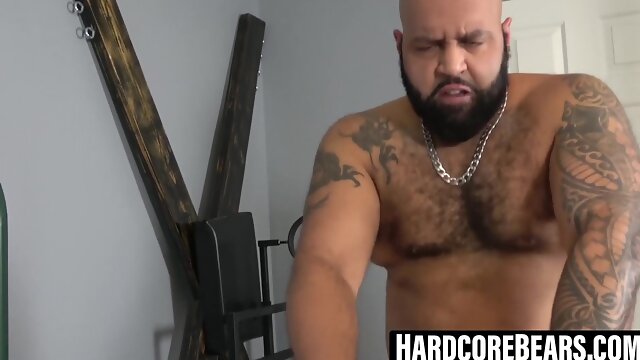 HardcoreBears.com - Brooklyn Cub Dean Gauge in humid sultry roll penetrate