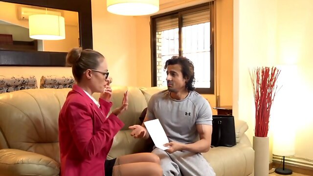 Thick thighs stunner wants to screw her student