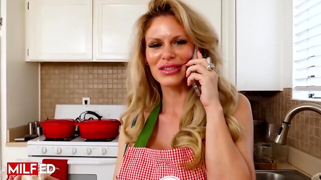 Watch Gambling And Jon Rogues Sex