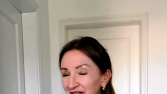 Granny Seducing You by Huge Tits and Talk Dirty