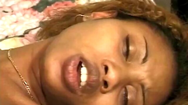 THROW BACK - PRETTY EBONY FUCKS JAKE STEED BBC