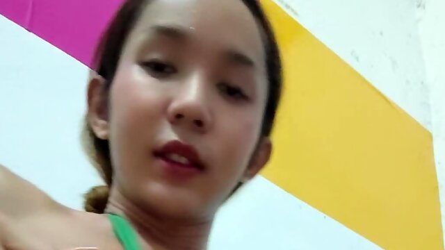 Ladyboy, Femboy