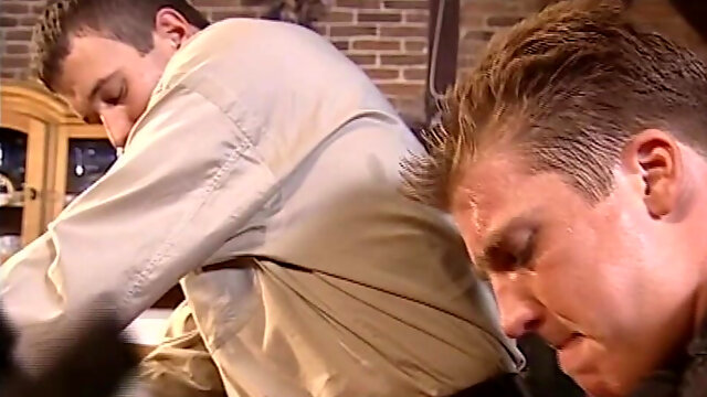 Mignonne, Fellation, Levrette, Pute, Sperme Dans La Bouche, Lecher La Chatte