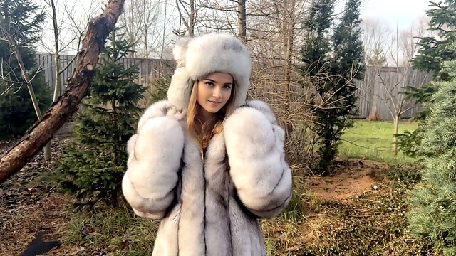Outdoor Fur Teasing, Fur Coat, Fur Gloves, Fur Hat. Perfect Fur Fetish Sex!