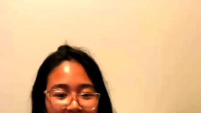 Big boobs milf masturbates with her dildo