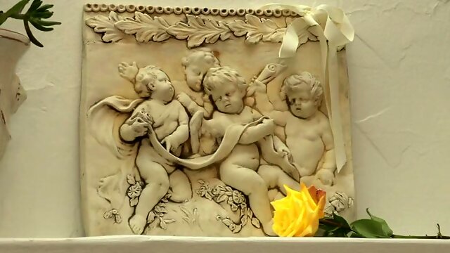 Carrie Ann - Big Titty Milfs