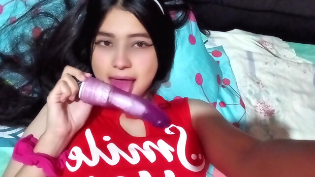 The Porn Actress Makes a Video Call with a Fan From Colombia