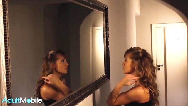 Funny Silvia Dellai at pornstar scene