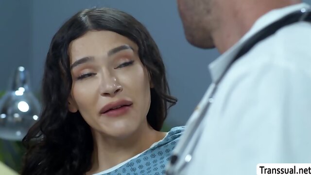 Ladyboy Big Tits, Shemale