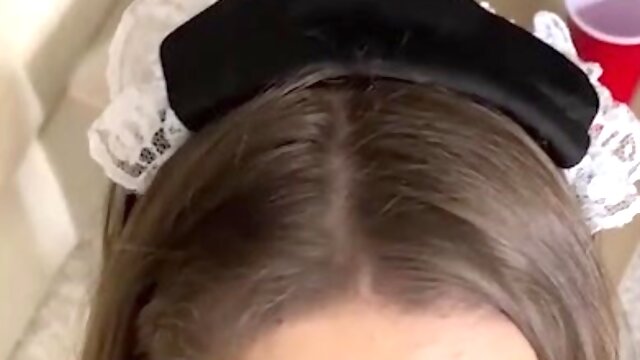 Öffentlichkeit, Magd