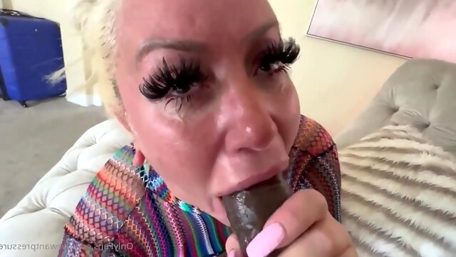 She Loves BIG BLACK COCK hot MILF porn