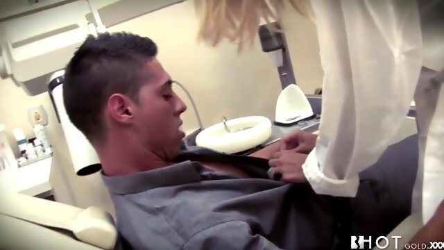 Dentist pleasure - HotGold