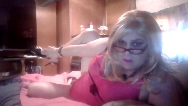 Krissy Sweets dildo fucking her sugary-sweet cock-squeezing lil ass pussy