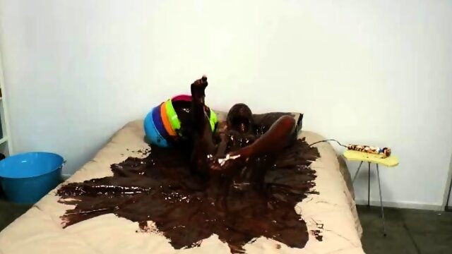[wetandmessy], Chocolate Fountain