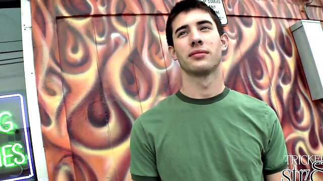 Real guy gets blowjob in gloryhole