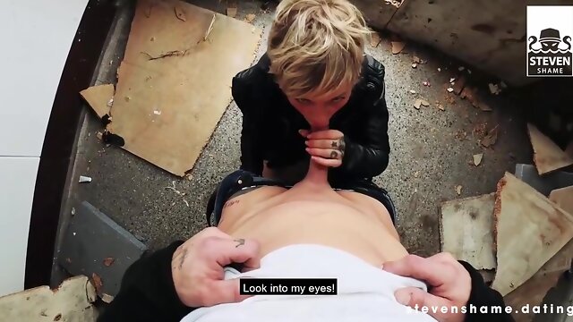 Vicky Hundt And Vickys Public Trailer By