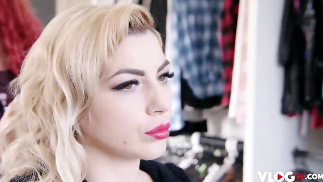 VLog XXX featuring Michael Flys tattooed clip