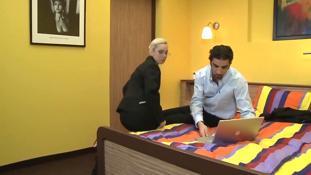 Hot Blonde Secretarz Sucks And Fucks Boss