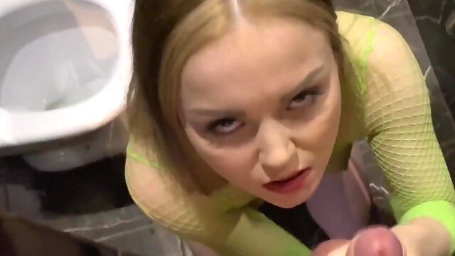 Alexa Mills hot teen sex scene