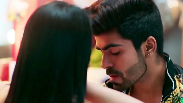 Mami Ko Ekala Pa Kar Pel Diya