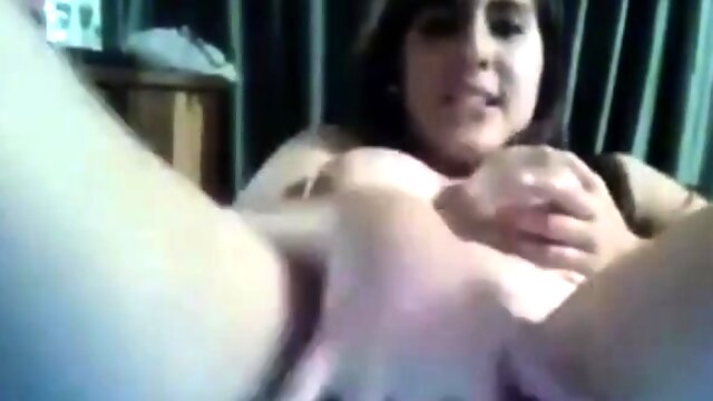 Брюнетки, Вебкамера