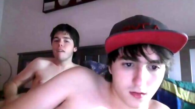 Lad Friends Super-steamy Cam Sesh