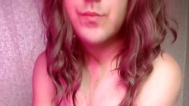 Crossdresser Kitty on Youtube Makes Live Video for Her Lovelies with Her Booty Sexy Blode Body and Outfit