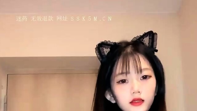 Small titted babe gives awesome blowjob