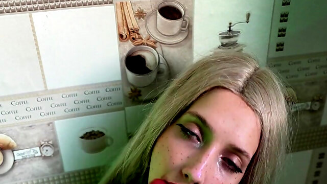 Solo Dildo Blowjob From Lyalkarpg