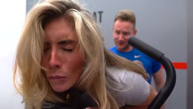 CHEATING WIFE STRETCHING