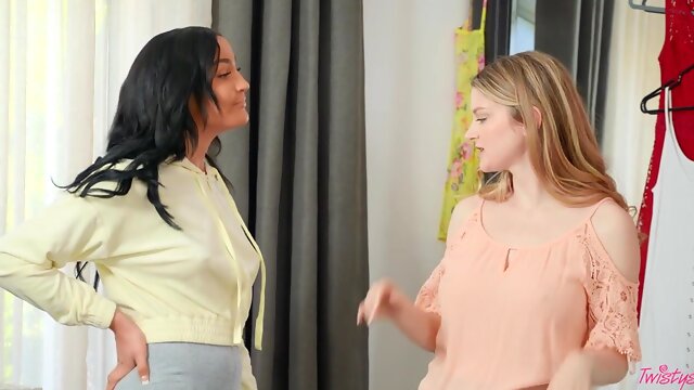 String Ficelle, Lesbiennes