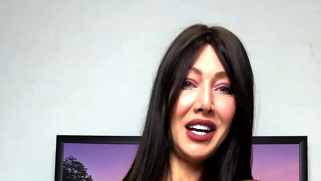 3.september.2025 Video Quickie Gape, Deep, Bellybulge, Dildo, Anal Dildo, Anal, Hkj, Hotkinkyjo, Boobs, Ass, Asshole, Pornstar