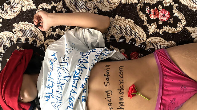 Küssen, Verbundenen Augen, Indisch, 18 Jahre