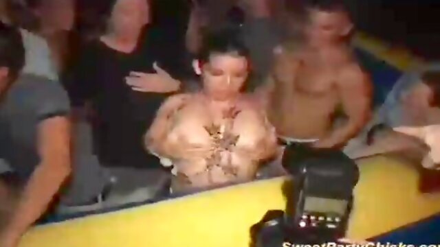 Schuluniform, Gruppe, Party