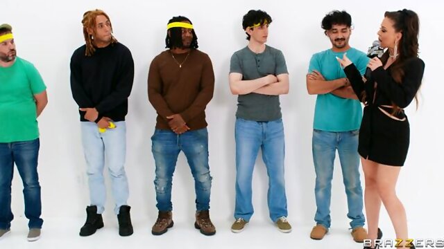 Delicate Cherie Deville and Alexis Fawx at double blowjob xxx