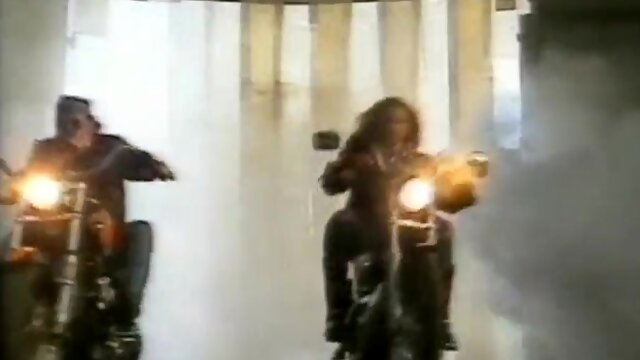 Linzi Drew Members Only 3