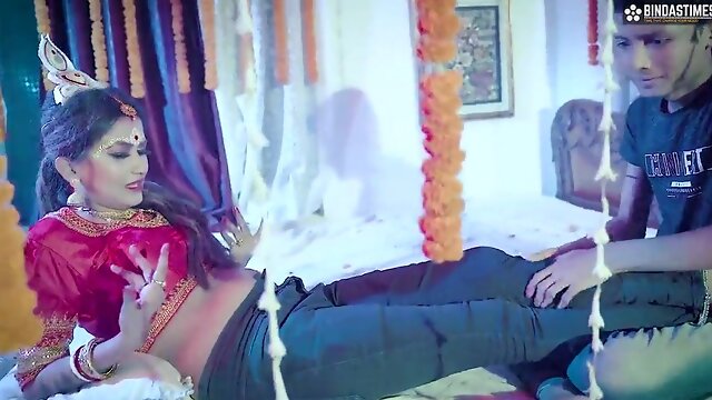 Indian Desi Gawar Nibba Ko Mila Hot Sexy modern starsudipa Biwi Hindi Audio - Petite Brunette Gets Hardcore