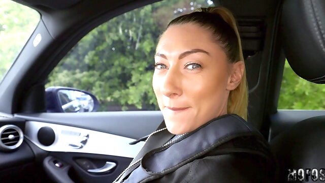 Cop’s Steamy Craving Fuels Wild Sensual Intimate Heat