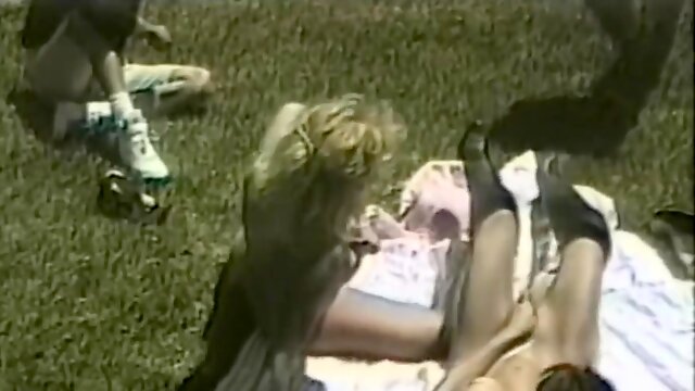 Public Copulation 15 - Scene 2