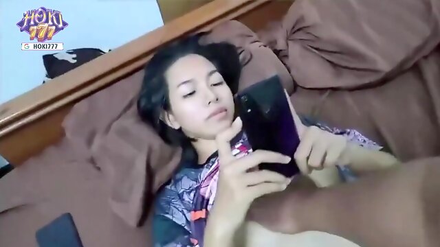 Uncategorized homemade Asian amateur gets down and dirty with her Dimuka Crot